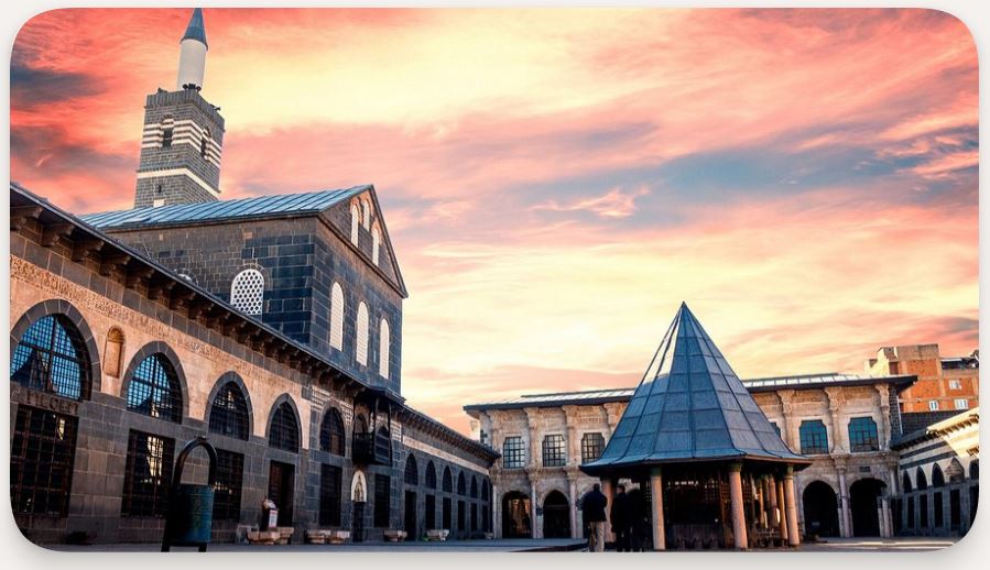 Diyarbakır Kompozit Rögar Kapakları ve Altyapı Çözümleri | Türkiye Kompozit